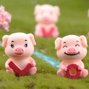 Cartoon Resin Love Pig Doll Toys Fairy Garden Decoration Miniture Fairy Garden Accessories Supplies Pot Bonsai Moss Fairy Garden Micro Landscape Miniature Garden Terrariums Fairy Garden Figurine Kits Items Auto Interior Decoration